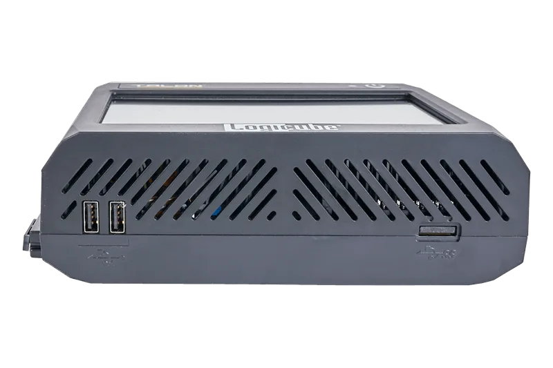 Le Talon Ultimate de profil gauche, ouïes de ventilation et ports USB