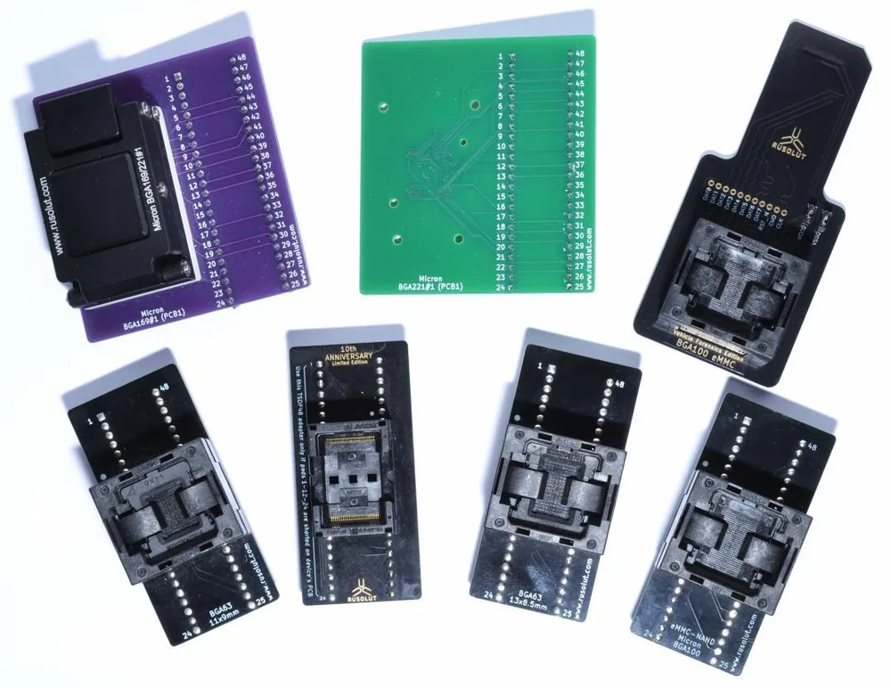 Sept adaptateurs chip-off Rusolut pour mémoires NAND et eMMC, en TSOP48 et en BGA